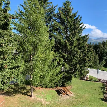 La Jacinthe De * Кран-Монтана