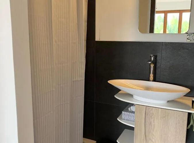 La Jacinthe De Апартаменты *