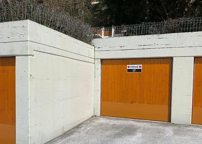 La Jacinthe De * Кран-Монтана